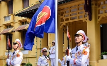 វៀតណាម៖ ពិធីបង្ហូ​ត​ទង់ជាតិរំលឹកខួប ៥៧ឆ្នាំ​ នៃការបង្កើតអាស៊ាន