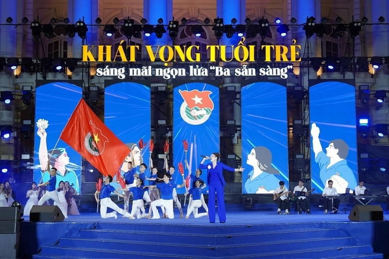បំផុសមោទនភាពនៃ “សេចក្តីប្រាថ្នារបស់យុវជន - ចែងចាំងពន្លឺអណ្តាតភ្លើង បីត្រៀមជាស្រេច”