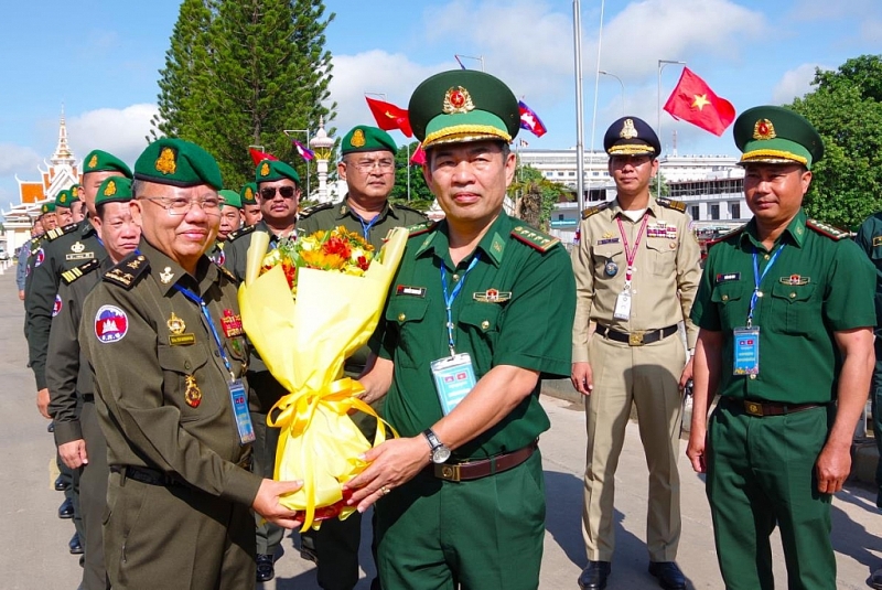 កម្មវិធីជួបប្រាស្រ័យនាយទាហានវ័យក្មេងនៃកងទ័ពការពារព្រំដែនវៀតណាម ជាមួយ​នាយទាហានវ័យក្មេងនៃកងទ័ពជើងគោក និងកងរាជអាវុធហត្ថ នៃកងយោធពលខេមរភូមិន្ទ