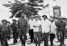 បន្ទាប់ពី លោក Fidel ត្រលប់ទៅស្រុកកំណើតរបស់គាត់វិញគឺ Quang Tri៖ ៥០ ឆ្នាំនៃការចងចាំនិងឆ្លុះបញ្ចាំង