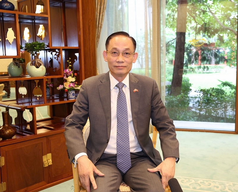 លោក Le Hoai Trung ប្រធានគណៈទាក់ទងបរទេសមជ្ឈិមបក្ស 