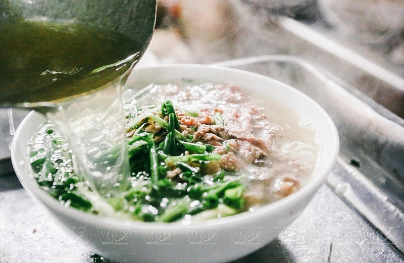សាច់​ដែល​ទទួល​ទាន​ជាមួយ​ហ្វើ​គឺ​មាន​ភាព​ចម្រុះ​​ណាស់ ភ្ញៀវ​​ហូប​ហ្វើអាច​ជ្រើសរើស​តាម​ចំណូល​ចិត្ត​របស់​ខ្លួន។