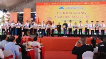 និស្សិតឡាវ និងកម្ពុជាជាង ៤០ នាក់ចុះឈ្មោះចូលរៀននៅសាកលវិទ្យាល័យ Cuu Long (ប្រទេសវៀតណាម)