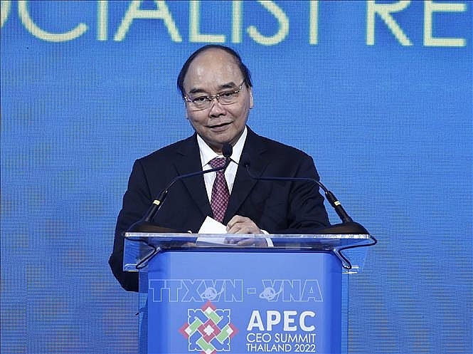 លោក Nguyen Xuan Phuc ប្រធានរដ្ឋវៀតណាម ថ្លែងសុន្ទរកថានៅកិច្ចប្រជុំកំពូលធុរកិច្ច APEC ឆ្នាំ ២០២២ (រូបថត៖ vnanet.vn)