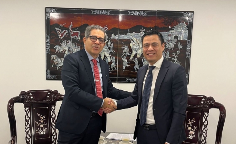 លោក Francisco Pichon អ្នកសម្របសម្រួលអង្គការសហប្រជាជាតិប្រចាំនៅគុយបា លោក Dang Hoang Giang ឯកអគ្គរដ្ឋទូត ប្រធានស្ថានបេសកកម្មអចិន្ត្រៃយ៍វៀតណាមប្រចាំនៅអង្គការសហប្រជាជាតិ