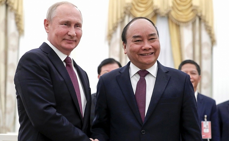 ប្រធានាធិបតីរុស្ស៊ីលោក Vladimir Putin និងប្រធានរដ្ឋវៀតណាមលោក Nguyen Xuan Phuc។ (រូបថត៖ VOV)