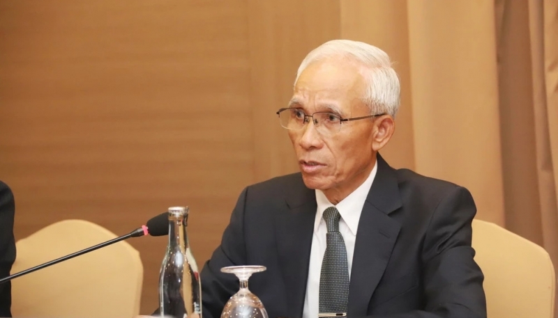 លោក Khamphanh Pheuyavong