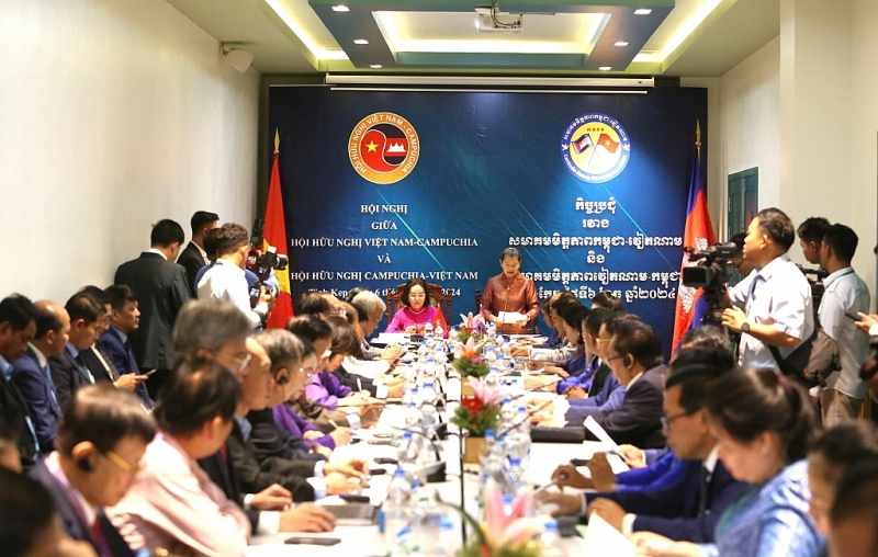 ទិដ្ឋភាពនៃកិច្ចប្រជុំ 