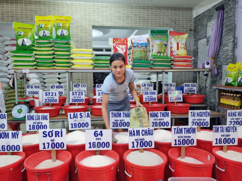 ហ្វីលីពីន​ត្រៀម​ខ្លួន​សហការ​ជាមួយ​វៀតណាម​ដើម្បី​ធានា​ការ​ផ្គត់ផ្គង់​អង្ករ