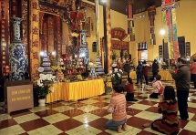 ទិវានិទាឃរដូវទៅវត្ត - សម្រស់វប្បធម៌របស់ប្រជាជនវៀតណាម