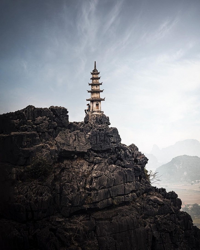 នីញប៊ិញ៖ គោលដៅថតរូបដ៏ល្អបំផុតសម្រាប់ថ្ងៃឈប់សម្រាកទិវាបុណ្យជាតិទី ៣០ ខែមេសា នីញប៊ិញ៖ គោលដៅថតរូបដ៏ល្អបំផុតសម្រាប់ថ្ងៃឈប់សម្រាកទិវាបុណ្យថ្ងៃទី ៣០ ខែមេសា