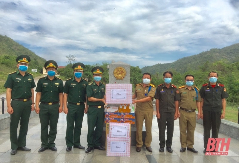 ខេត្តសឹនឡា ថាញ់ហ័រ និងអគ្គកុងស៊ុលវៀតណាមនៅប្រចាំនៅហ្លួងហ្វាបាង (ឡាវ) គាំទ្រប្រទេសឡាវក្នុងការការពារនិងការប្រយុទ្ធប្រឆាំងនឹងការរីករាលដាលនៃជំងឺកូវីដ -១៩ ។