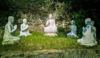 ទស្សនារូបសំណាកព្រះពុទ្ធភ្លោះខ្ពស់ជាងគេនៅប្រទេសវៀតណាមនៅ Quy Nhon