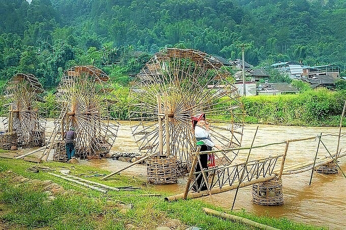 ភាពសុខសាន្តនៅភូមិជាប់ព្រំដែនមួយនៅខេត្តថាញ់ហ័រ (Thanh Hoa)