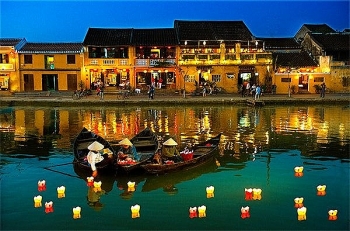 គេហទំព័រដ៏ល្បីមួយបានណែនាំអំពីប្រការដែលត្រូវធ្វើនៅពេលមកដល់ទីក្រុង Hoi An (វៀតណាម)